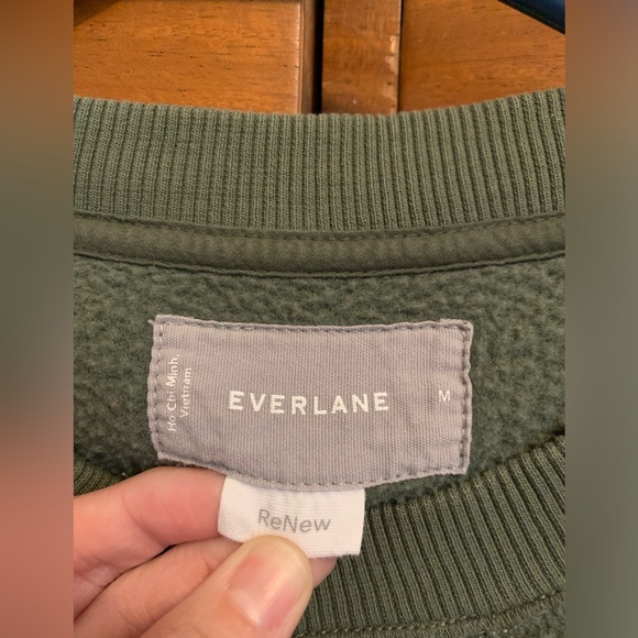 Everlane Renew Pullover Teddy Sweatshirt - Picture 4 of 8